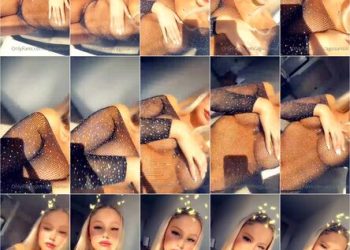 Agus añon en sexy bikini